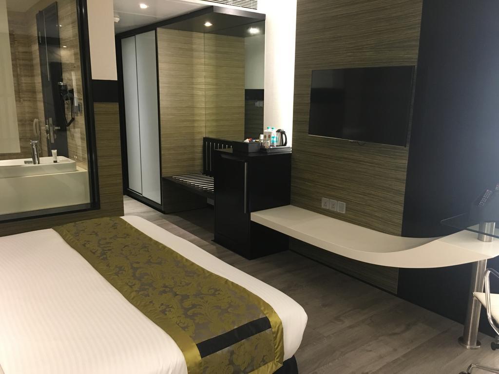 The Empresa Hotel Mumbai Dış mekan fotoğraf