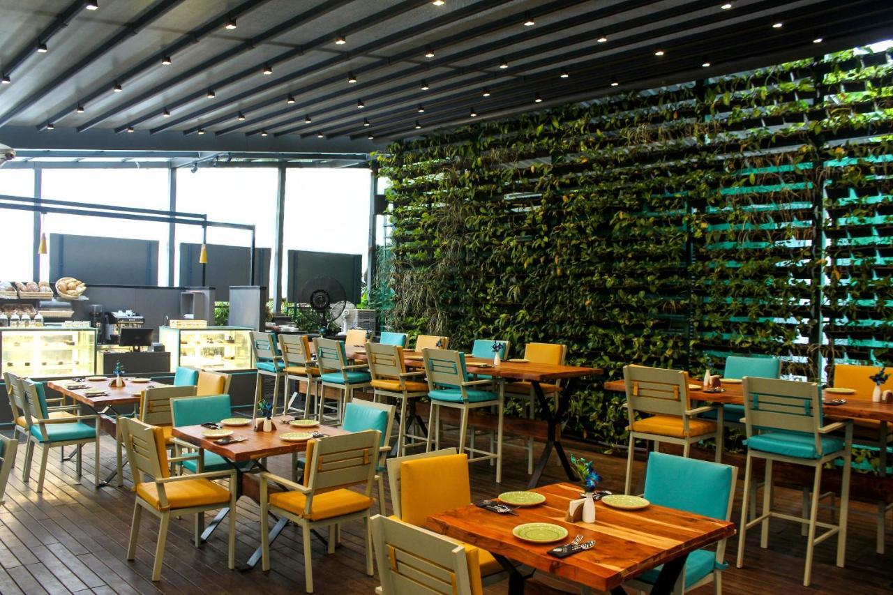 The Empresa Hotel Mumbai Dış mekan fotoğraf