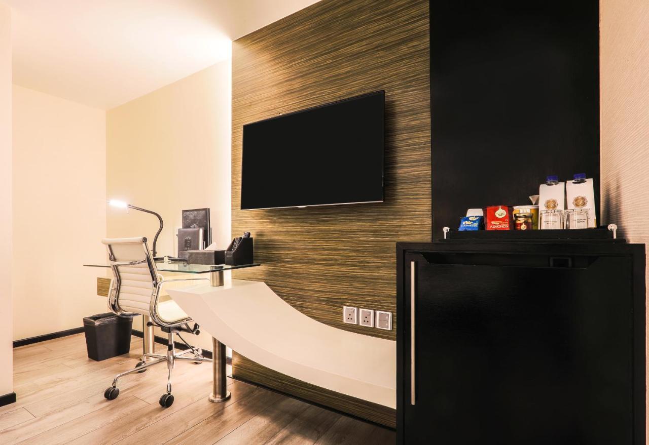 The Empresa Hotel Mumbai Dış mekan fotoğraf